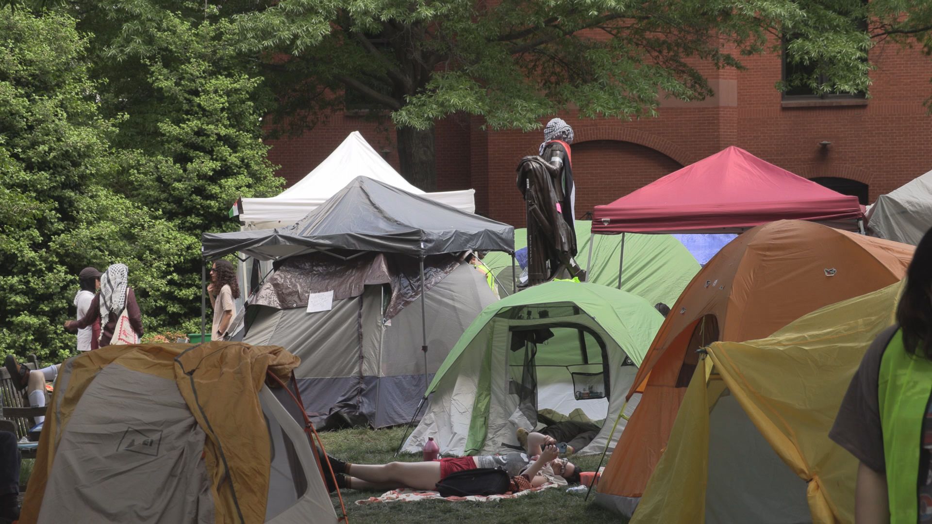 House Passed Casey’s Antisemitism Awareness Bill, Pro-Palestinian Encampment Supporters Believe They’re Being Treated Differently